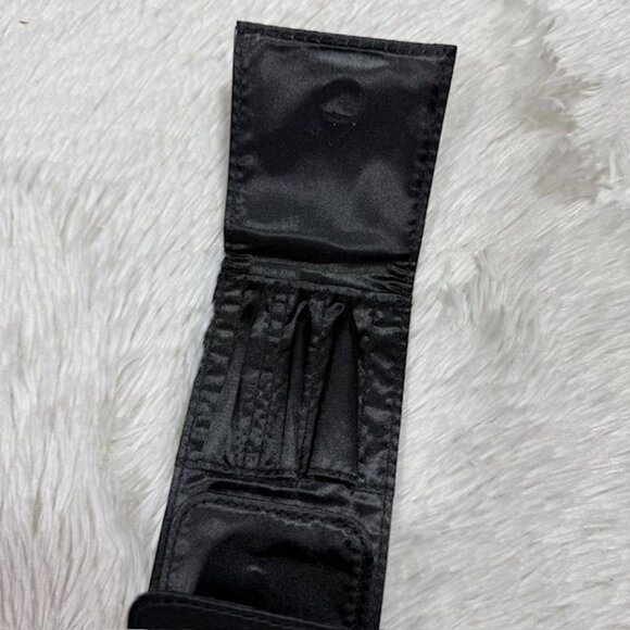 IT Cosmetics Heavenly Luxe Airbrush Blush No 20 + Golden Bronze Brush Case Set - Picture 8 of 14